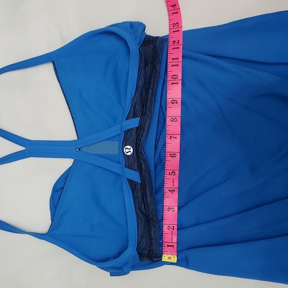 Lululemon CYB tank cornflower/wee from space October inkwell size 8 - Picture 10 of 10
